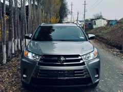 Сүрөт унаа Toyota Highlander