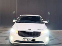 Photo of the vehicle Kia Carnival