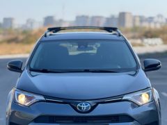 Сүрөт унаа Toyota RAV4