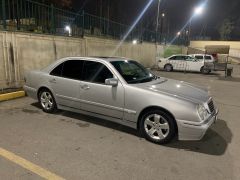 Photo of the vehicle Mercedes-Benz E-Класс