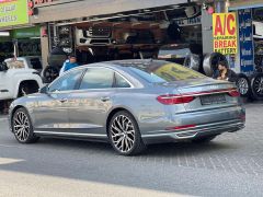 Photo of the vehicle Audi A8