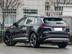 Photo of the vehicle Audi Q4 e-tron