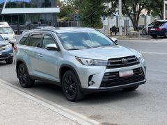 Сүрөт унаа Toyota Highlander