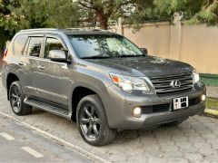 Photo of the vehicle Lexus GX