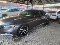 Photo of the vehicle Honda Accord