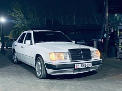 Сүрөт унаа Mercedes-Benz W124