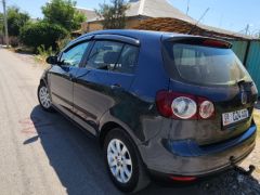 Сүрөт унаа Volkswagen Golf