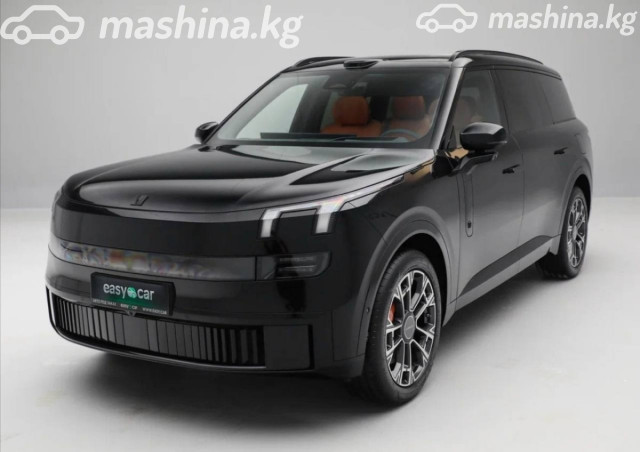 Lynk &amp; Co 900