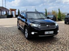 Photo of the vehicle Toyota Highlander