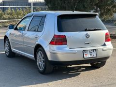 Фото авто Volkswagen Golf