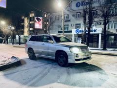 Сүрөт унаа Toyota Kluger