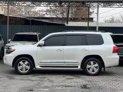 Сүрөт унаа Toyota Land Cruiser