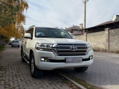 Сүрөт унаа Toyota Land Cruiser