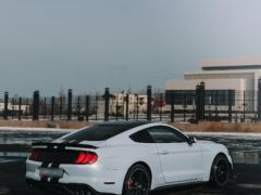 Фото авто Ford Mustang