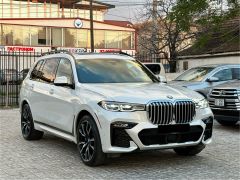 Фото авто BMW X7