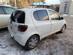 Сүрөт унаа Toyota Vitz