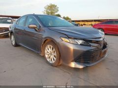 Photo of the vehicle Toyota Camry