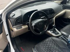 Сүрөт унаа Hyundai Elantra