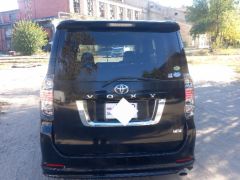 Photo of the vehicle Toyota Voxy