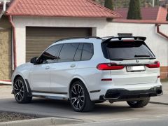 Photo of the vehicle BMW X7