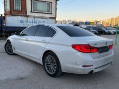 Photo of the vehicle BMW 5 Series