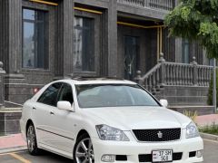 Сүрөт унаа Toyota Crown