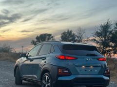 Сүрөт унаа Hyundai Kona