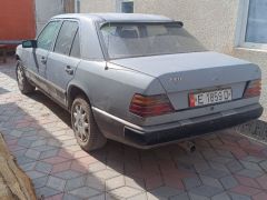 Фото авто Mercedes-Benz W124