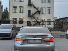 Photo of the vehicle Lexus ES