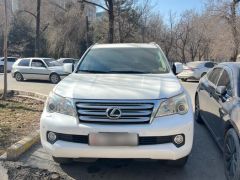 Photo of the vehicle Lexus GX