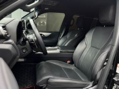 Photo of the vehicle Lexus LX