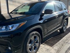 Сүрөт унаа Toyota Highlander