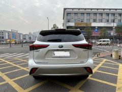 Сүрөт унаа Toyota Highlander