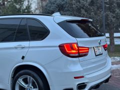 Photo of the vehicle BMW X5