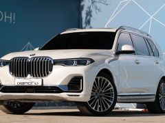 Фото авто BMW X7