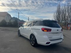 Фото авто Kia Carnival