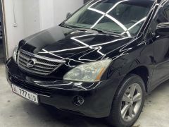 Photo of the vehicle Lexus RX