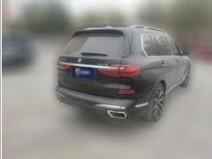 Фото авто BMW X7