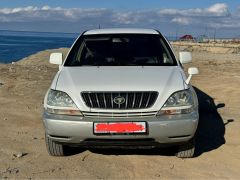 Сүрөт унаа Toyota Harrier