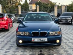 Photo of the vehicle BMW 5 Series