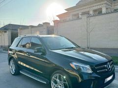 Photo of the vehicle Mercedes-Benz GLE