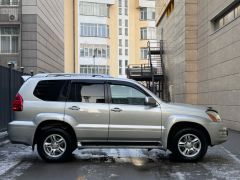 Photo of the vehicle Lexus GX