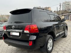 Photo of the vehicle Toyota Land Cruiser