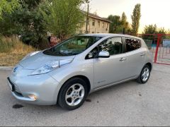 Фото авто Nissan Leaf