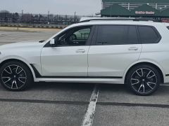 Фото авто BMW X7