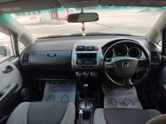 Фото авто Honda Fit