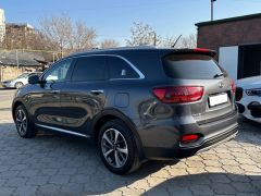 Сүрөт унаа Kia Sorento