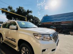 Сүрөт унаа Toyota Land Cruiser Prado