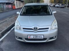 Сүрөт унаа Toyota Corolla Verso