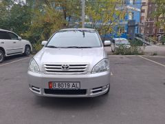 Сүрөт унаа Toyota Avensis Verso